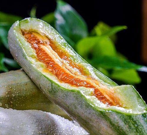 网红被打吃瓜,吃瓜群众热议，真相究竟如何？